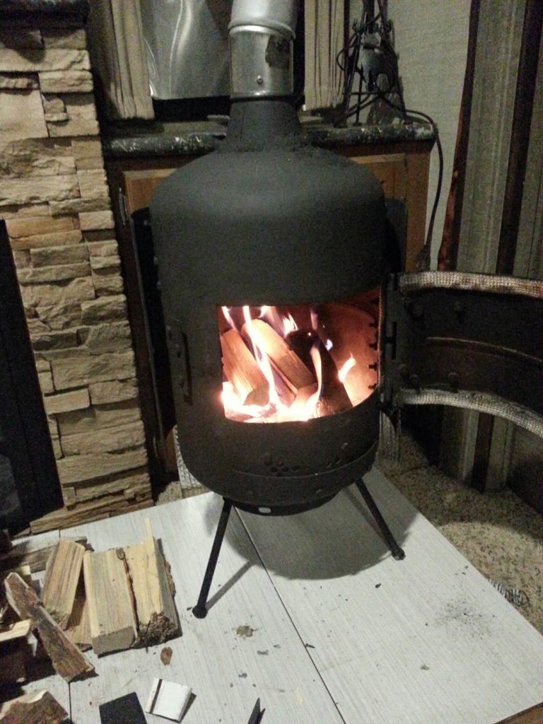 Post 134: DIY Wood Stove - A Snails Life and Lovin' it!